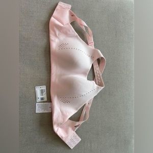 Lululemon Sports Bra, Airsupport Bra High Support Size 34D- Brand New